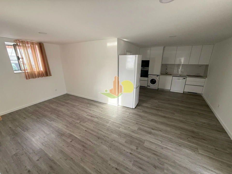 Apartamento T1 para Arrendamento em Buarcos Foto 8