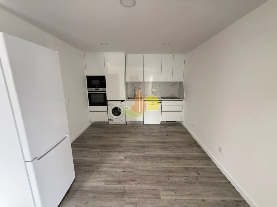 Apartamento T1 para Arrendamento em Buarcos Foto 2