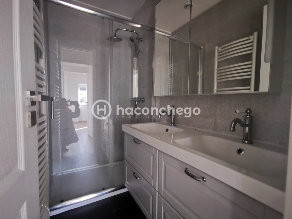 Apartamento T2 para Arrendamento em Barcelinhos Foto 7