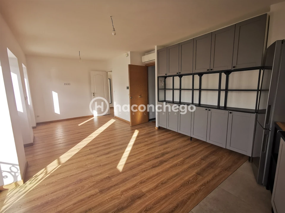 Apartamento T2 para Arrendamento em Barcelinhos Foto 6