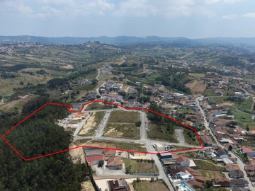 Terreno para Venda em Golpilheira