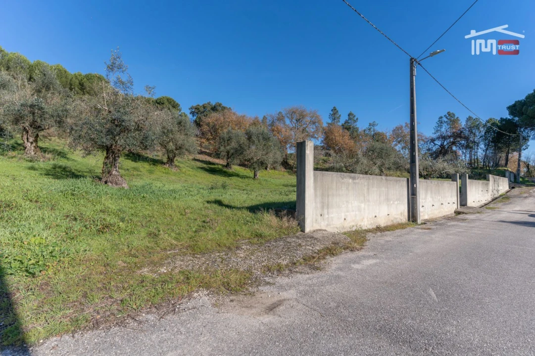 Terreno para Venda em Seiça Foto 1