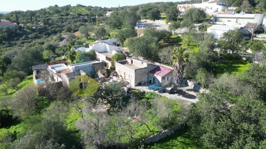 Quinta T3 para Venda em Loule (São Sebastião)