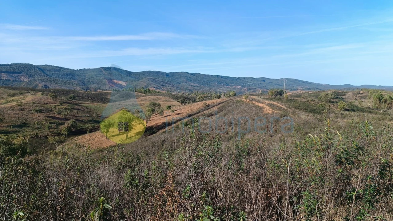 Moradia T2 para Venda em Saboia Foto 22