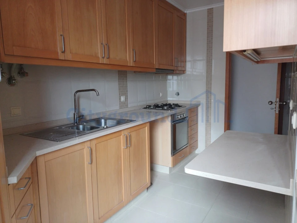 Prédio para Venda em Benfica Foto 10