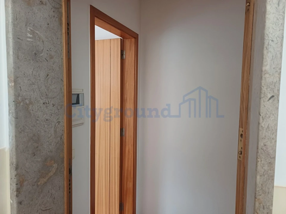 Prédio para Venda em Benfica Foto 22