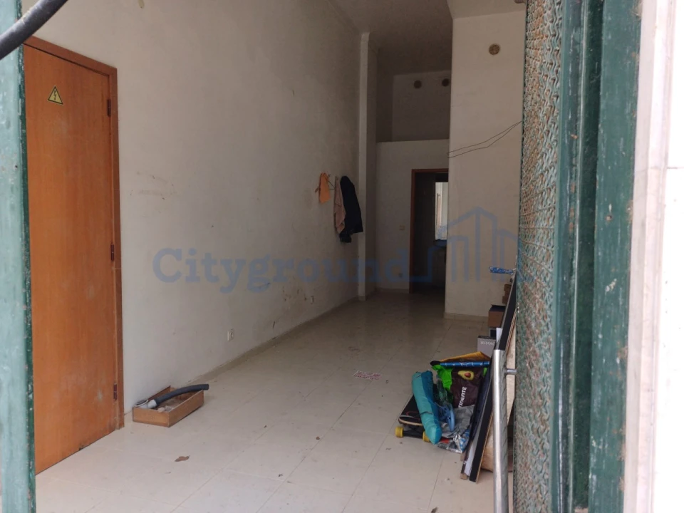 Prédio para Venda em Benfica Foto 34