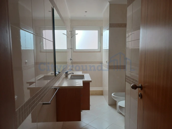 Prédio para Venda em Benfica Foto 11