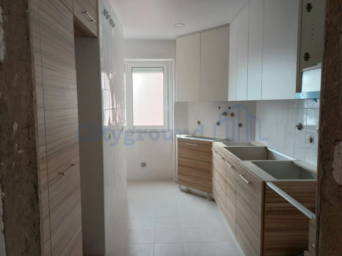 Prédio para Venda em Benfica Foto 24