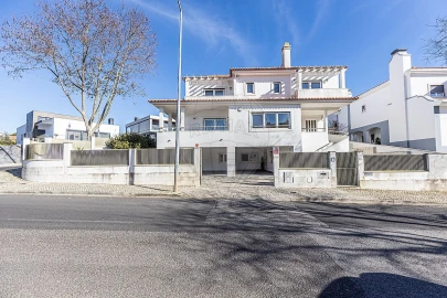 Moradia T5 para Venda em Alcabideche