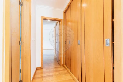 Moradia T5 para Venda em Alcabideche