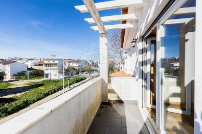 Moradia T5 para Venda em Alcabideche