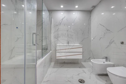 Apartamento T4 para Venda em Espinho