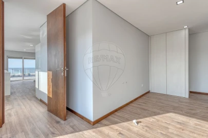 Apartamento T4 para Venda em Espinho