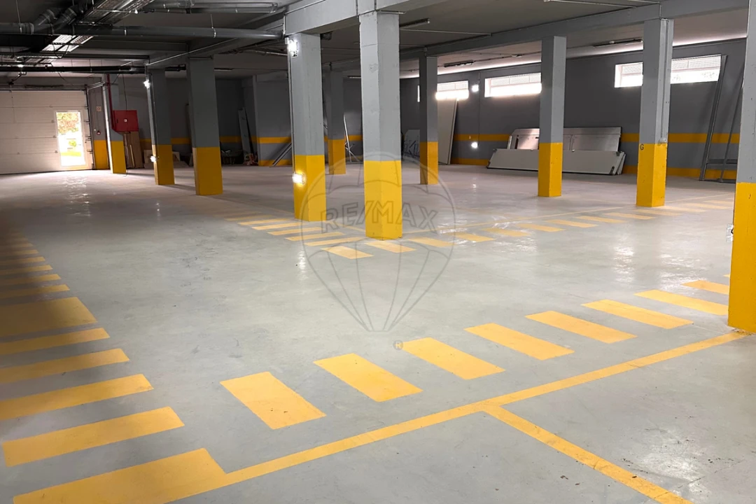 Apartamento T4 para Venda em Espinho Foto 31