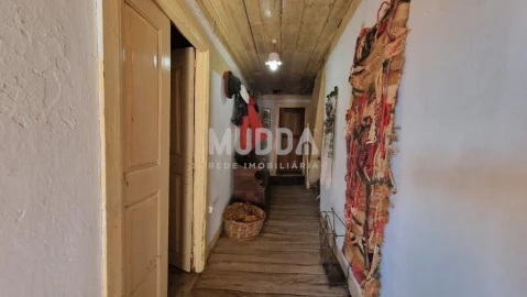 Moradia T5 para Venda em Quirás e Pinheiro Novo