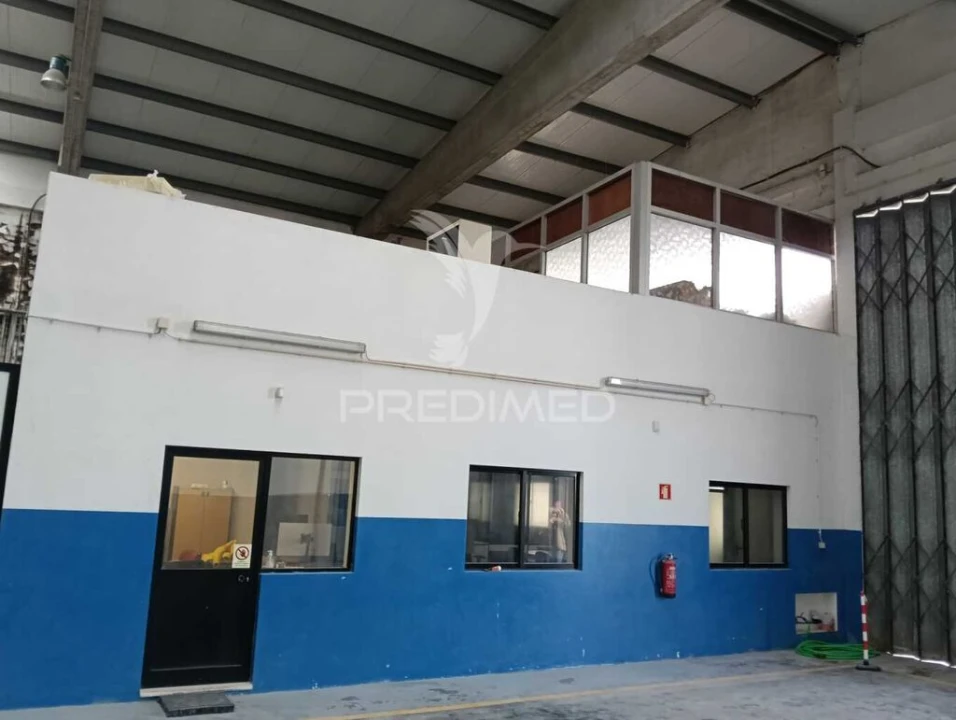 Armazém para Venda em Moreira Foto 15