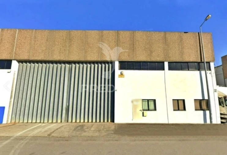 Armazém para Venda em Moreira Foto 3