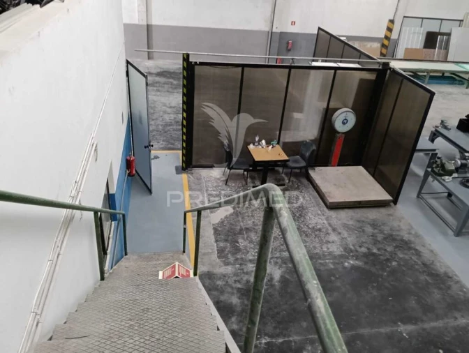 Armazém para Venda em Moreira Foto 7