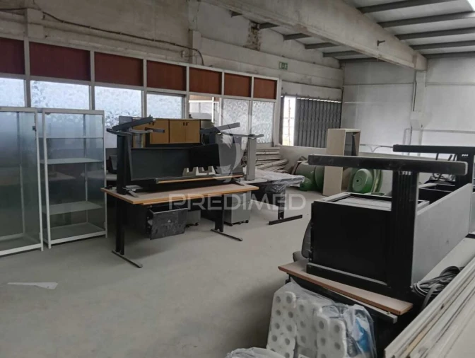 Armazém para Venda em Moreira Foto 14