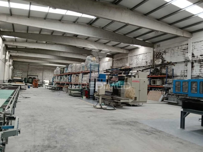 Armazém para Venda em Moreira Foto 11