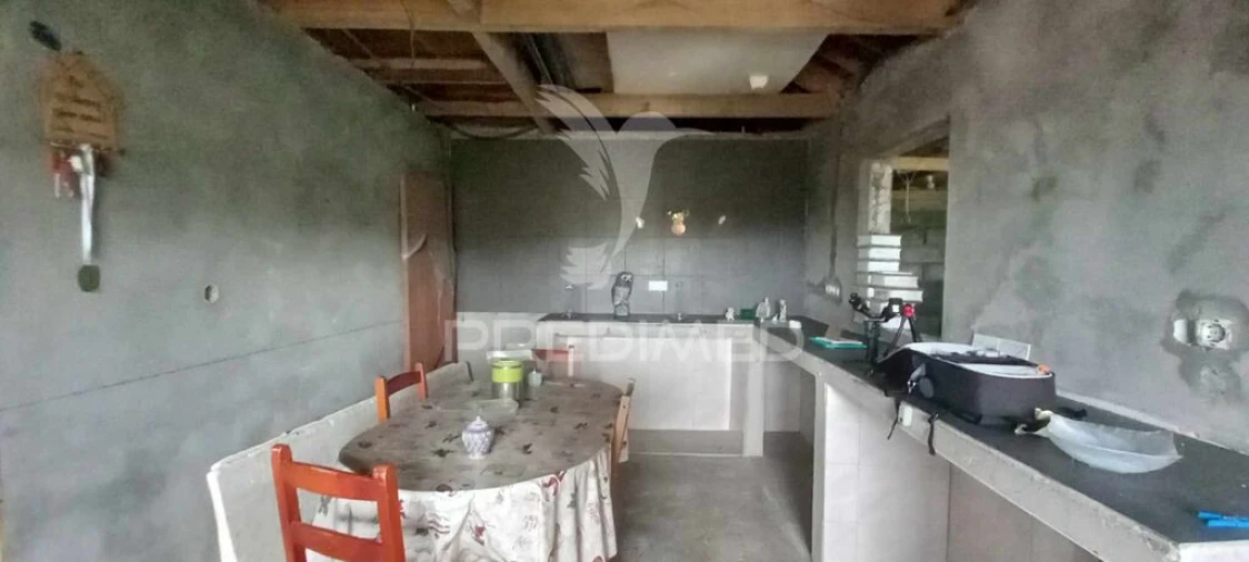 Moradia T2 para Venda em Piedade Foto 11