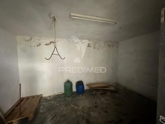 Moradia T9 para Venda em Povoa da Isenta Foto 11