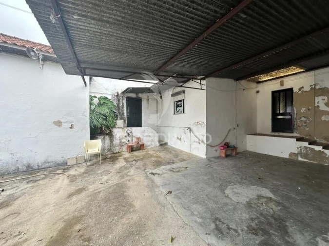 Moradia T9 para Venda em Povoa da Isenta Foto 10