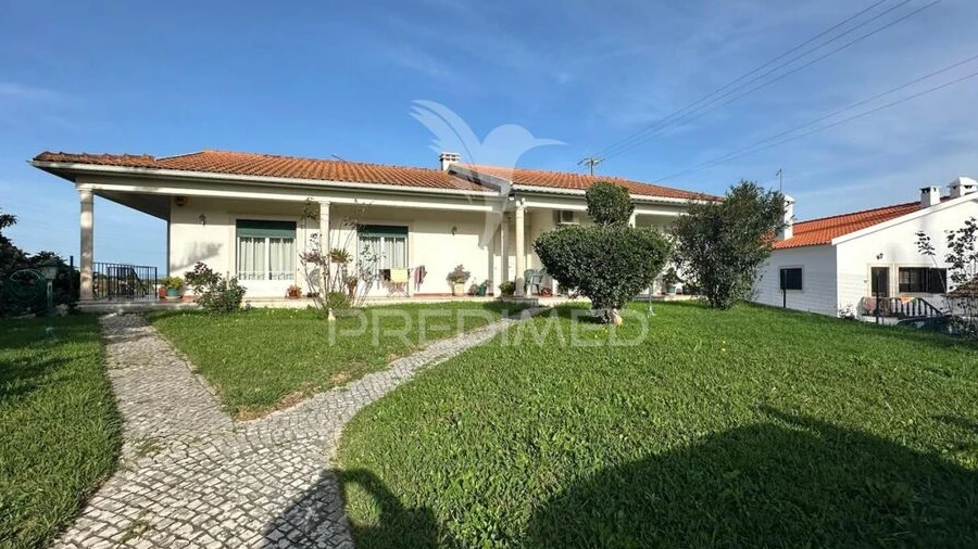 Quinta T9 para Venda em Povoa da Isenta