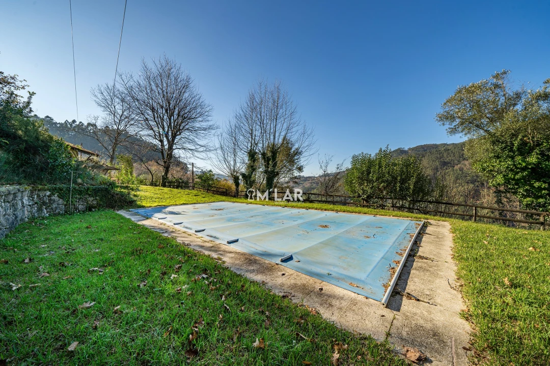 Quinta T3 para Venda em Caniçada e Soengas Foto 47