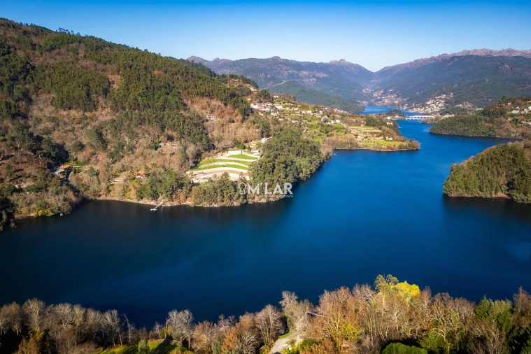 Quinta T3 para Venda em Caniçada e Soengas Foto 5
