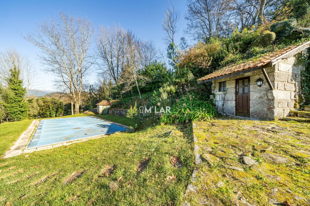 Quinta T3 para Venda em Caniçada e Soengas Foto 2