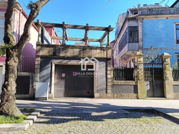 Moradia T6 para Venda em Bonfim