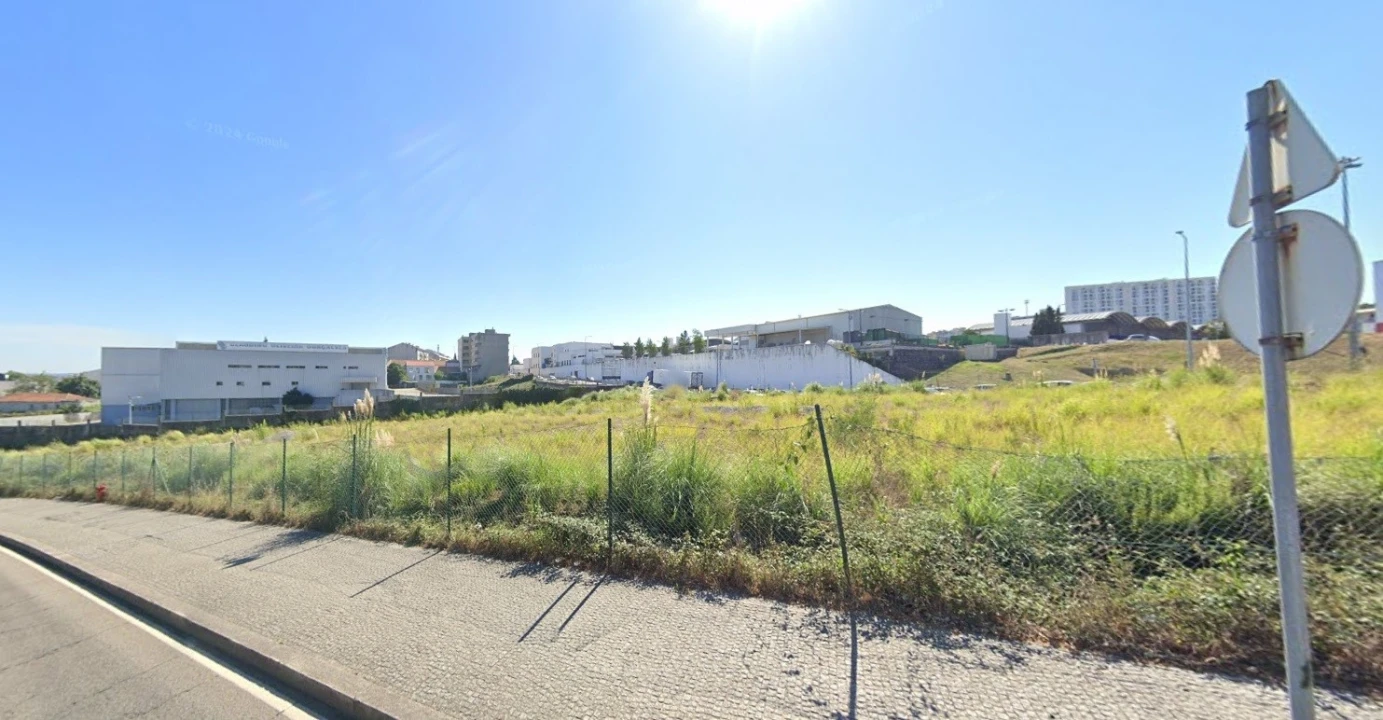 Terreno para Venda em Campanhã Foto 5