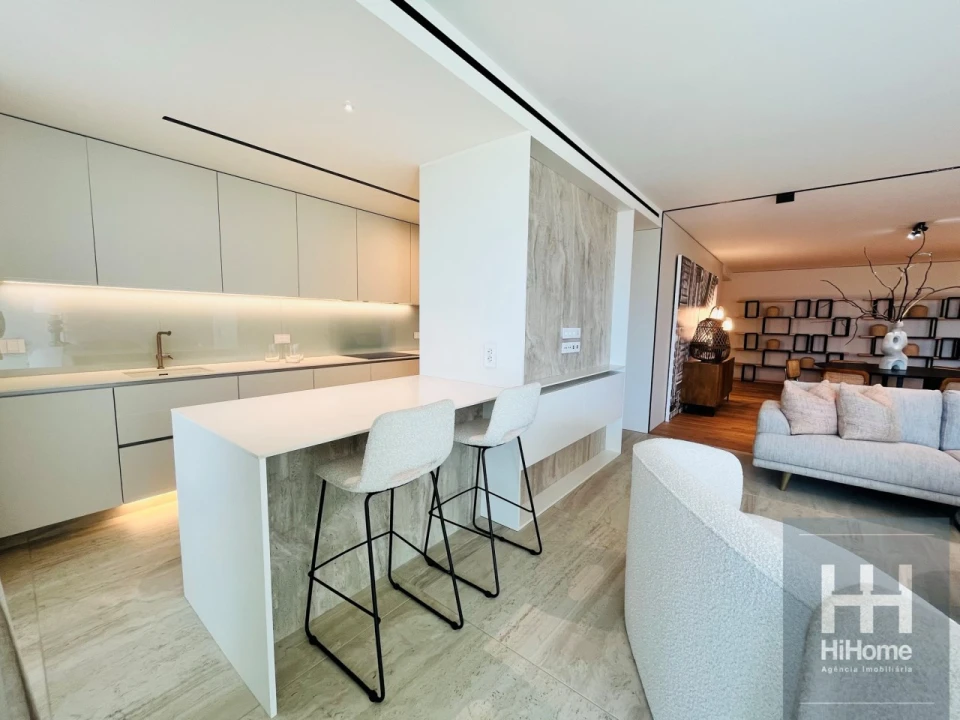 Apartamento T2 para Venda em São Martinho Foto 7