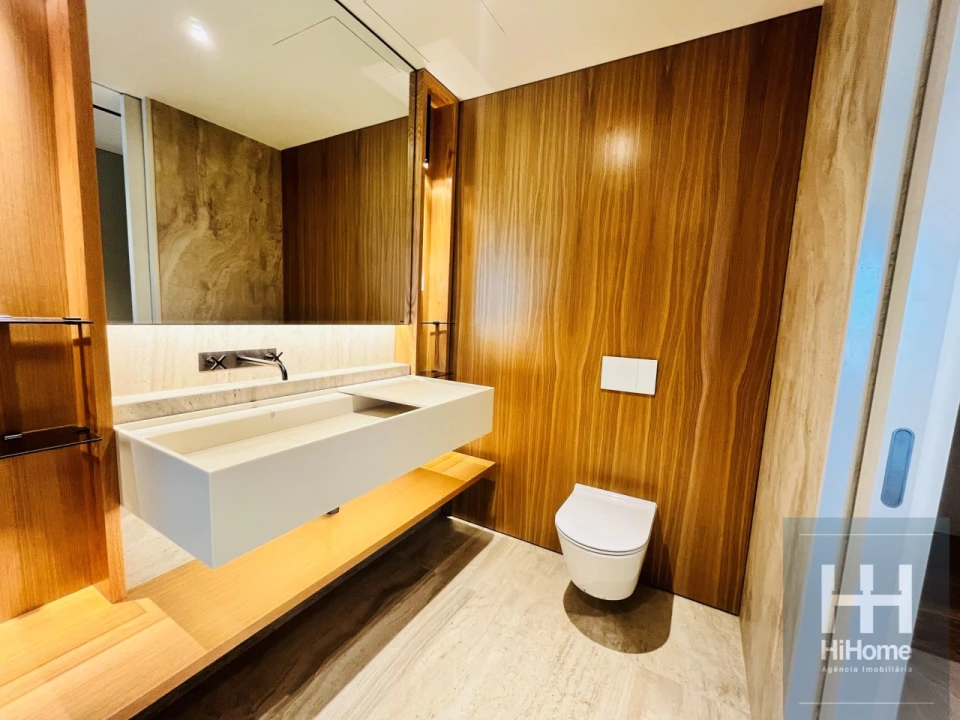 Apartamento T2 para Venda em São Martinho Foto 11