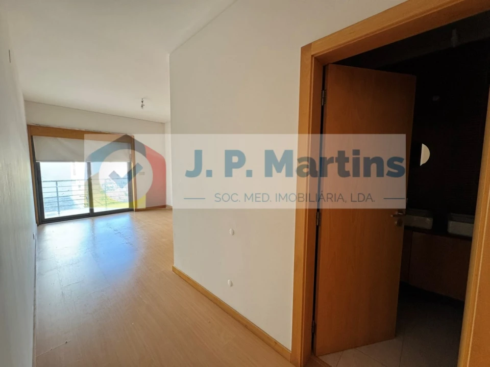 Apartamento T3 para Venda em Pinhal Novo Foto 14