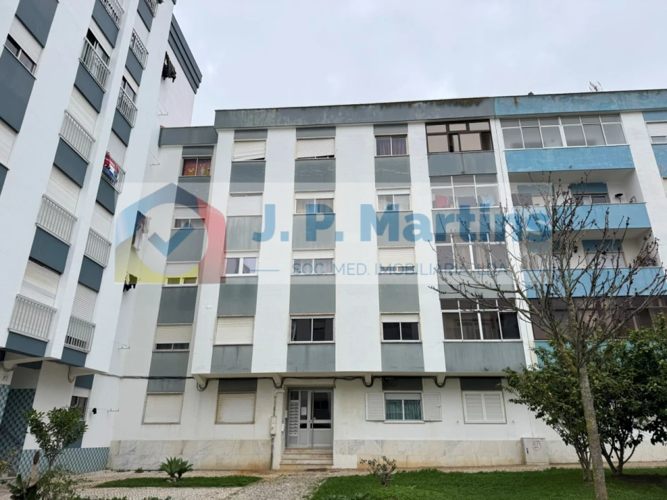 Apartamento T3 para Venda em Seixal, Arrentela e Aldeia de Paio Pires Foto 1