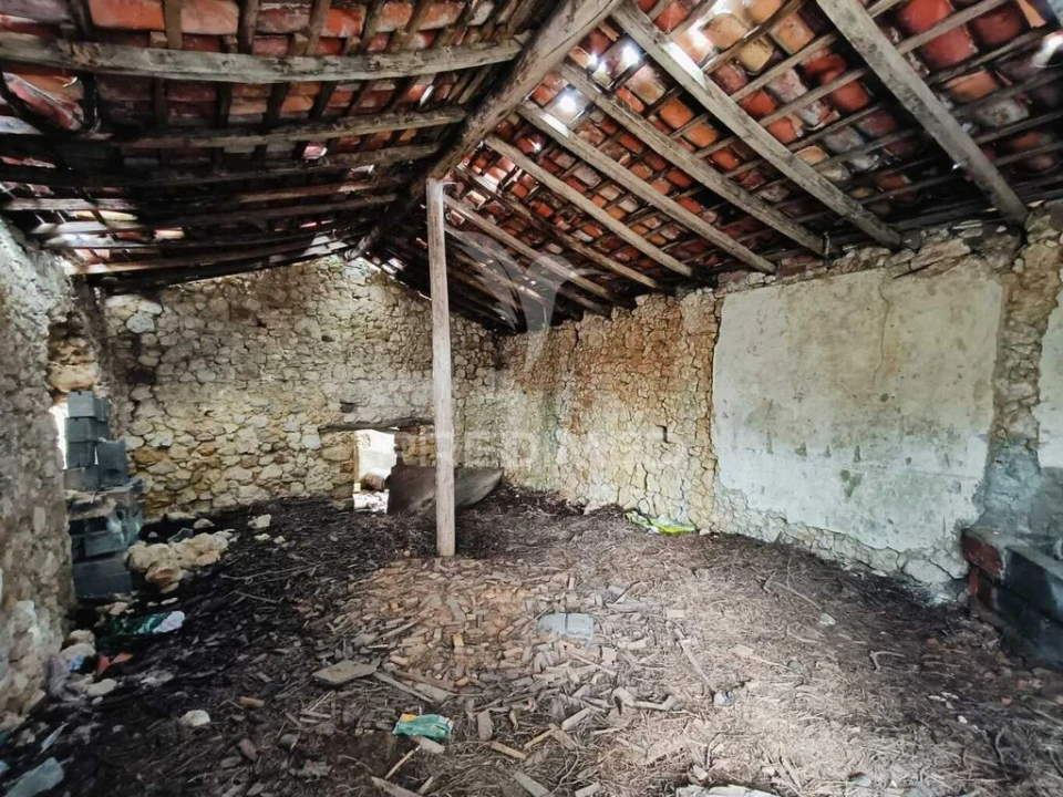 Moradia T1 para Venda em Seiça Foto 11