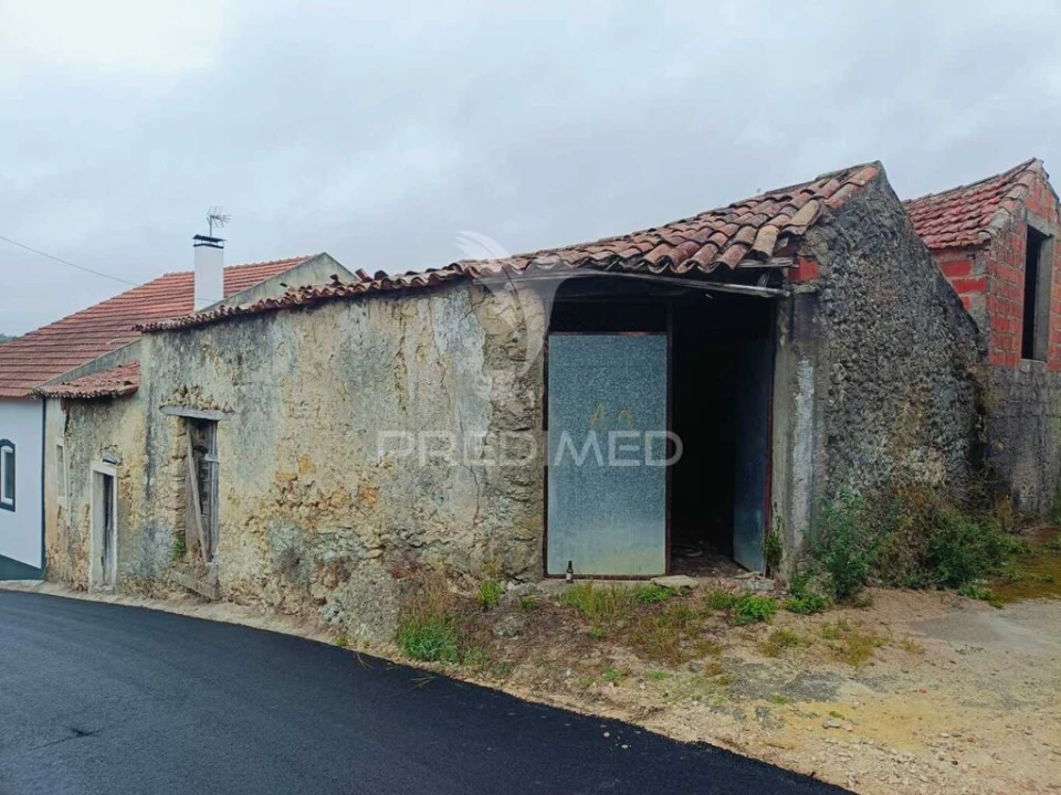 Moradia T1 para Venda em Seiça Foto 4