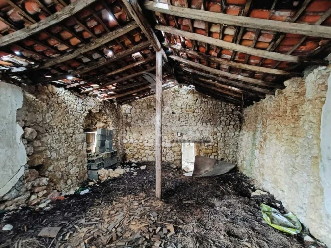 Moradia T1 para Venda em Seiça Foto 10