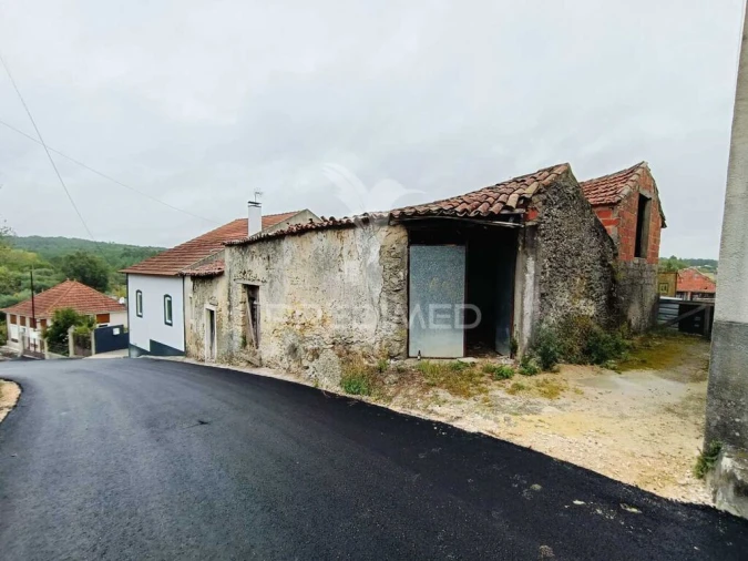 Moradia T1 para Venda em Seiça Foto 2