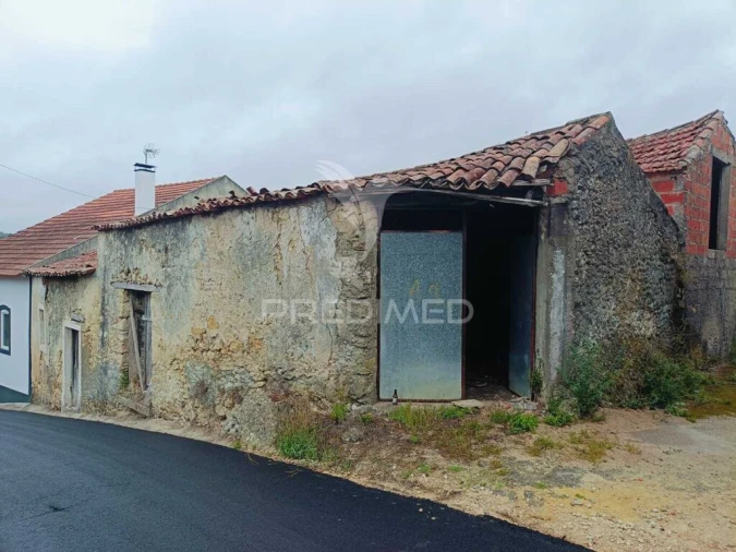 Moradia T1 para Venda em Seiça Foto 4