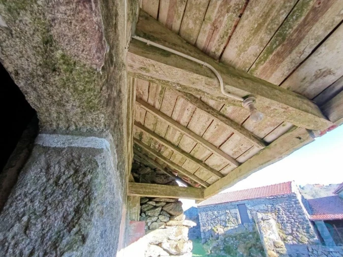Moradia para Venda em Castro Laboreiro e Lamas de Mouro Foto 14