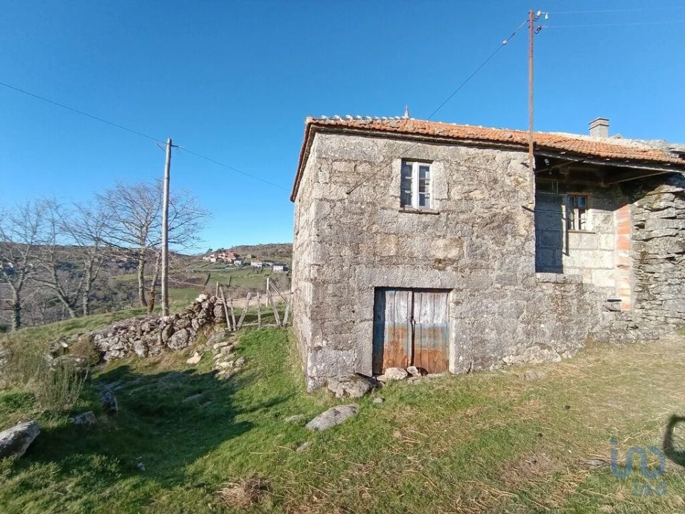 Moradia para Venda em Castro Laboreiro e Lamas de Mouro Foto 4