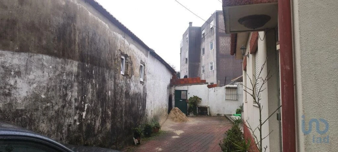 Moradia T2 para Venda em Santa Marinha e São Pedro da Afurada Foto 5