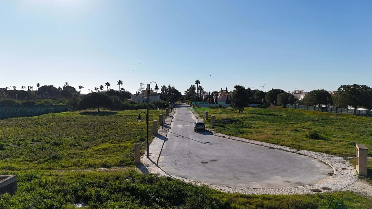 Terreno para Venda em Lagos (São Sebastião e Santa Maria) Foto 14