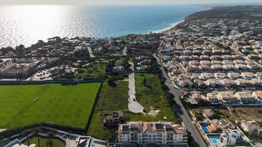 Terreno para Venda em Lagos (São Sebastião e Santa Maria) Foto 2