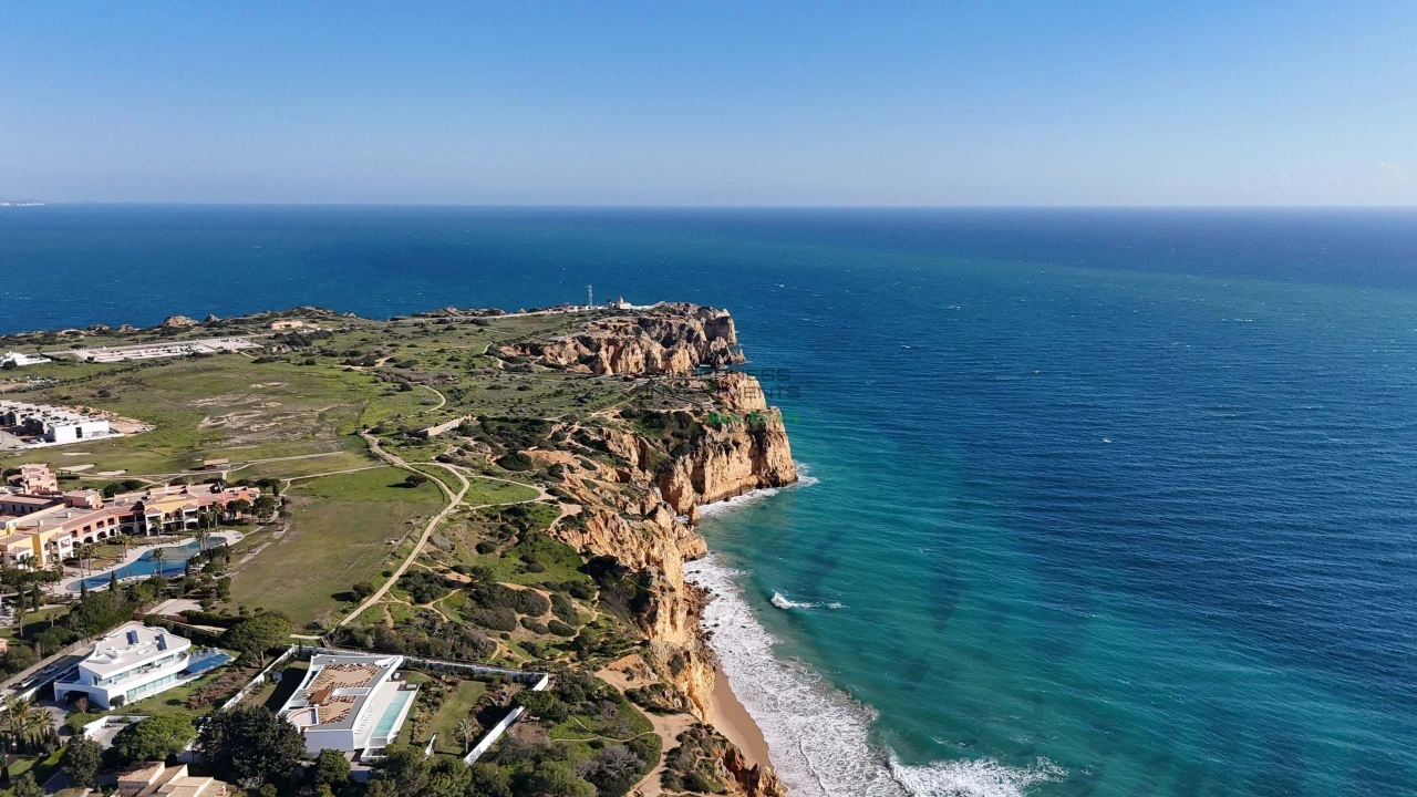 Terreno para Venda em Lagos (São Sebastião e Santa Maria) Foto 9
