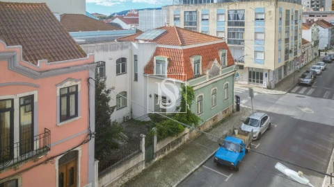 Prédio para Venda em União das Freguesias de Setúbal